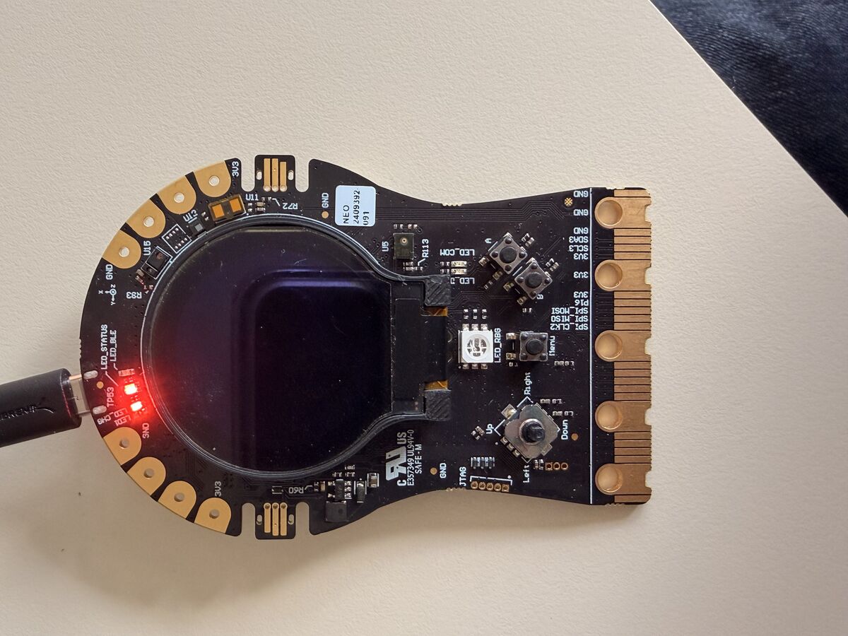 Carte STeaMi connectée en USB, écran OLED encore éteint