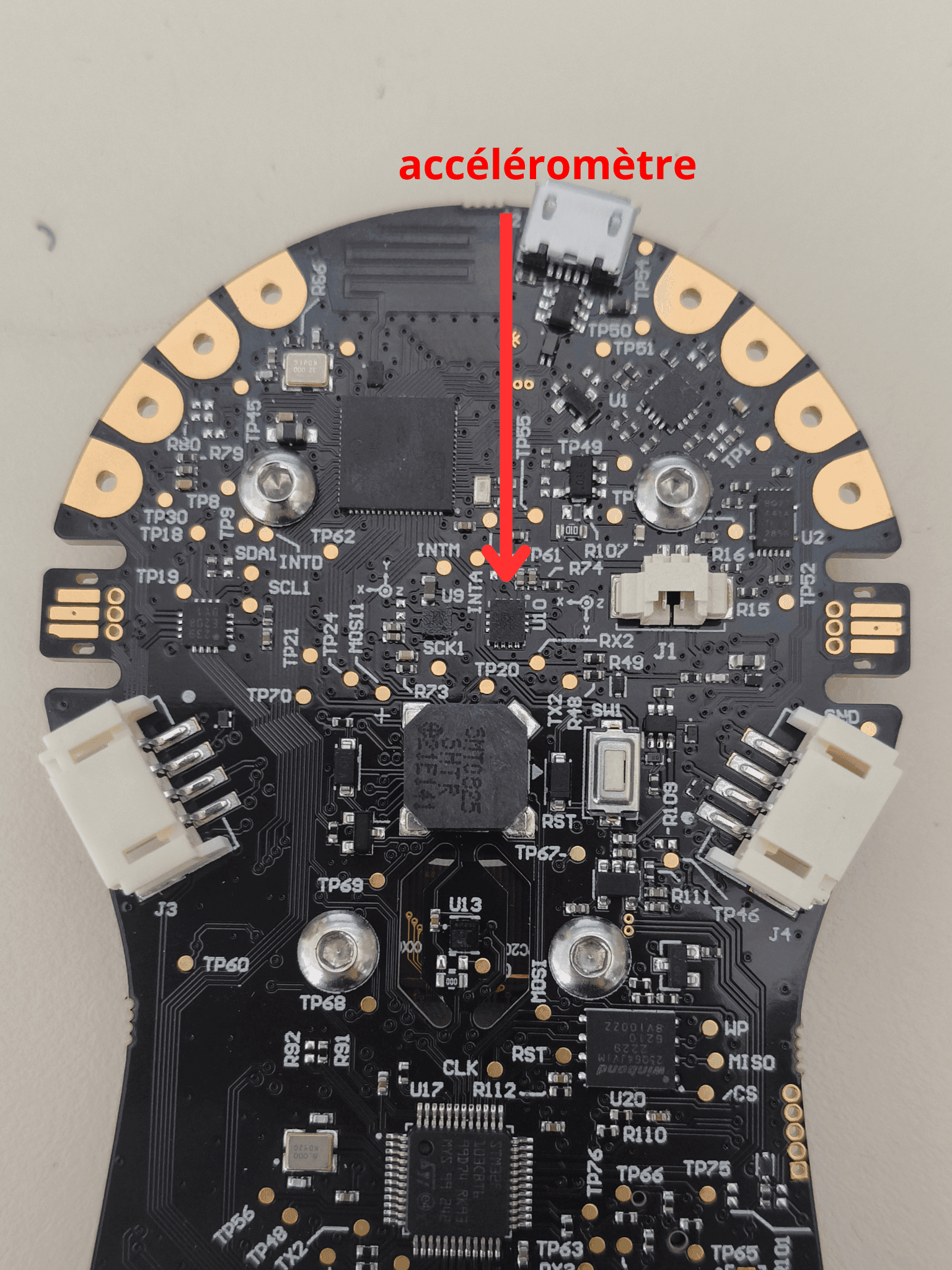 Emplacement de l'accéléromètre sur la face arrière de la STeaMi